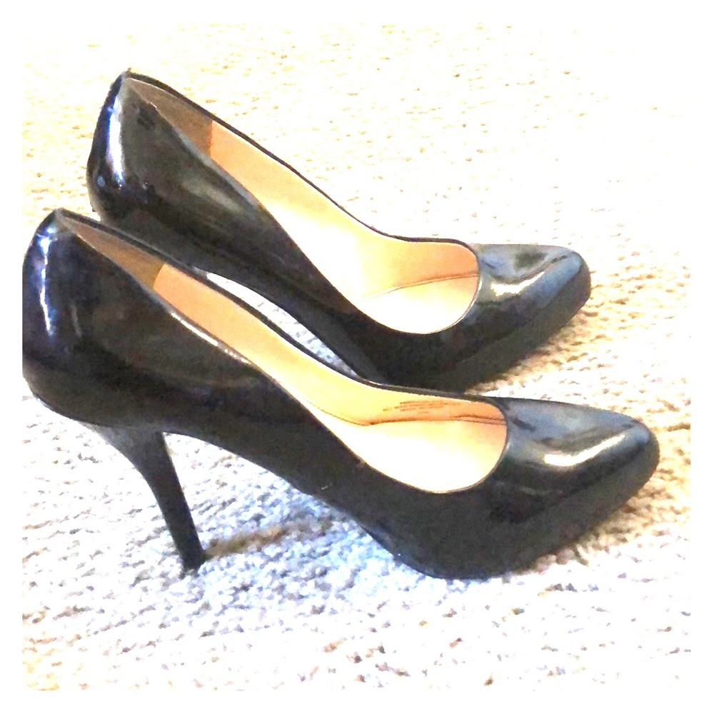 Audrey Brooke black pumps size 11M